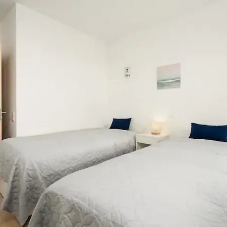 Wow Front View, 150 M To Beach, Wifi