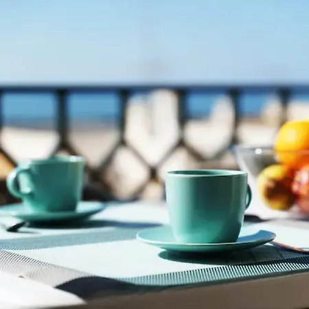 Apartment Wow Front View, 150 M To Beach, Wifi Lagos