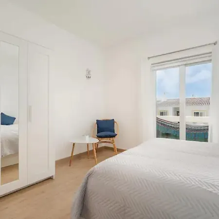 Apartment Wow Front View, 150 M To Beach, Wifi