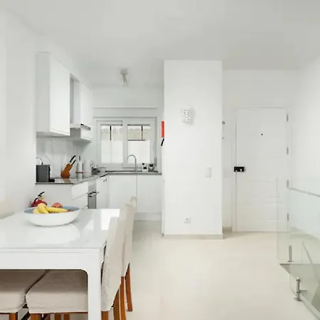 Apartment Wow Front View, 150 M To Beach, Wifi *